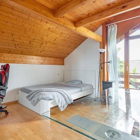 Swiss Natural Villa Crassier